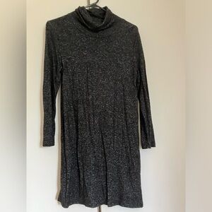 Old Navy Cowl Neck Tunic Top, Dark Gray. Size Medium.